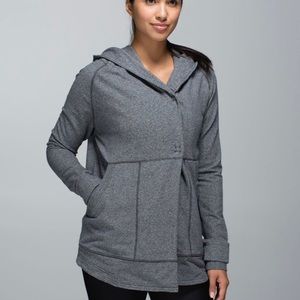 Lululemon Size 4 Find Your Center Wrap